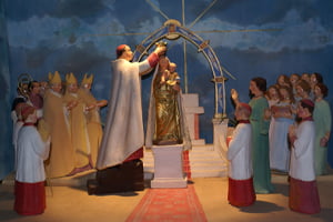 couronnement-Marie-roi-france couronnement-Marie-roi-france